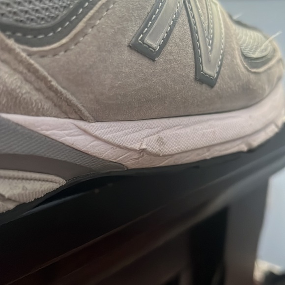 New Balance 990v5 - Picture 8 of 10